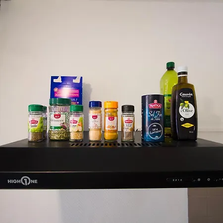 Petit Duplex Lumineux, Hyper Centre A 2 Pas Du Port, Intendance Luxury Host *