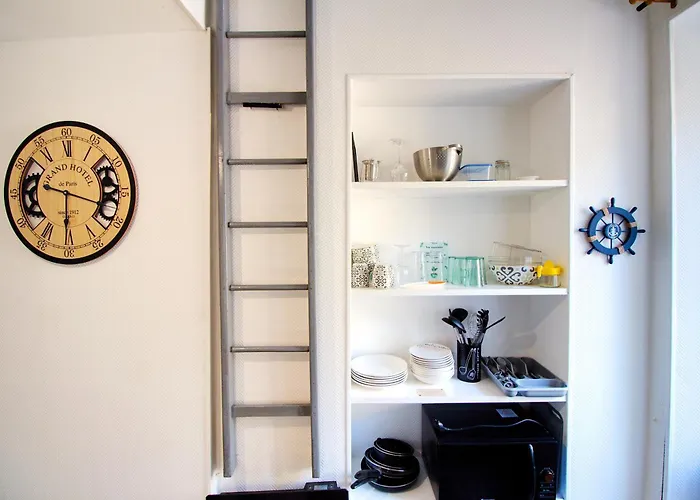 Petit Duplex Lumineux, Hyper Centre A 2 Pas Du Port, Intendance Luxury Host