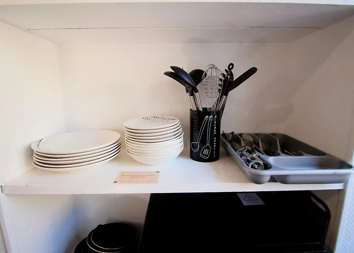 Petit Duplex Lumineux, Hyper Centre A 2 Pas Du Port, Intendance Luxury Host Cherbourg-en-Cotentin