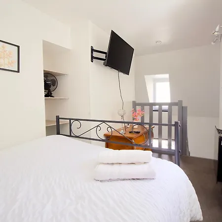 Apartment Petit Duplex Lumineux, Hyper Centre A 2 Pas Du Port, Intendance Luxury Host *