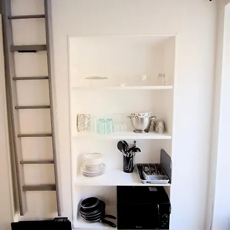 Apartment Petit Duplex Lumineux, Hyper Centre A 2 Pas Du Port, Intendance Luxury Host Cherbourg-en-Cotentin