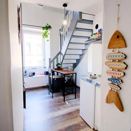 Apartment Petit Duplex Lumineux, Hyper Centre A 2 Pas Du Port, Intendance Luxury Host *
