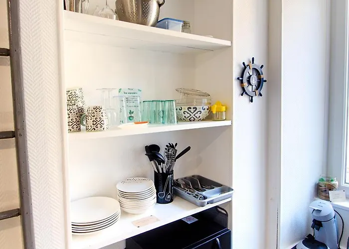 Petit Duplex Lumineux, Hyper Centre A 2 Pas Du Port, Intendance Luxury Host アパート *